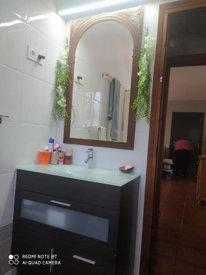 Habitacion Privada En Casa Particular, Montana Olesa de Bonesvalls Bagian luar foto