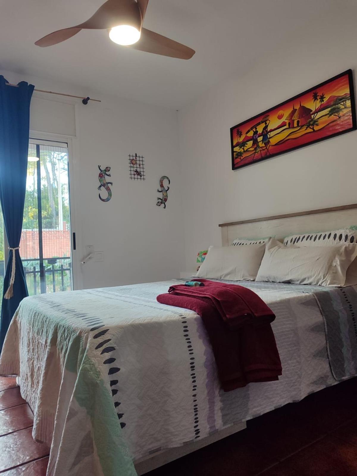 Habitacion Privada En Casa Particular, Montana Olesa de Bonesvalls Bagian luar foto